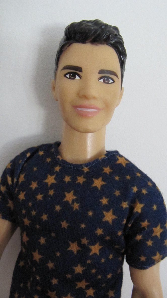 Puppen: Puppe Ken mit Sternen Muster Shirt – Gebraucht aus Brunnen von Kiwiland1 3
