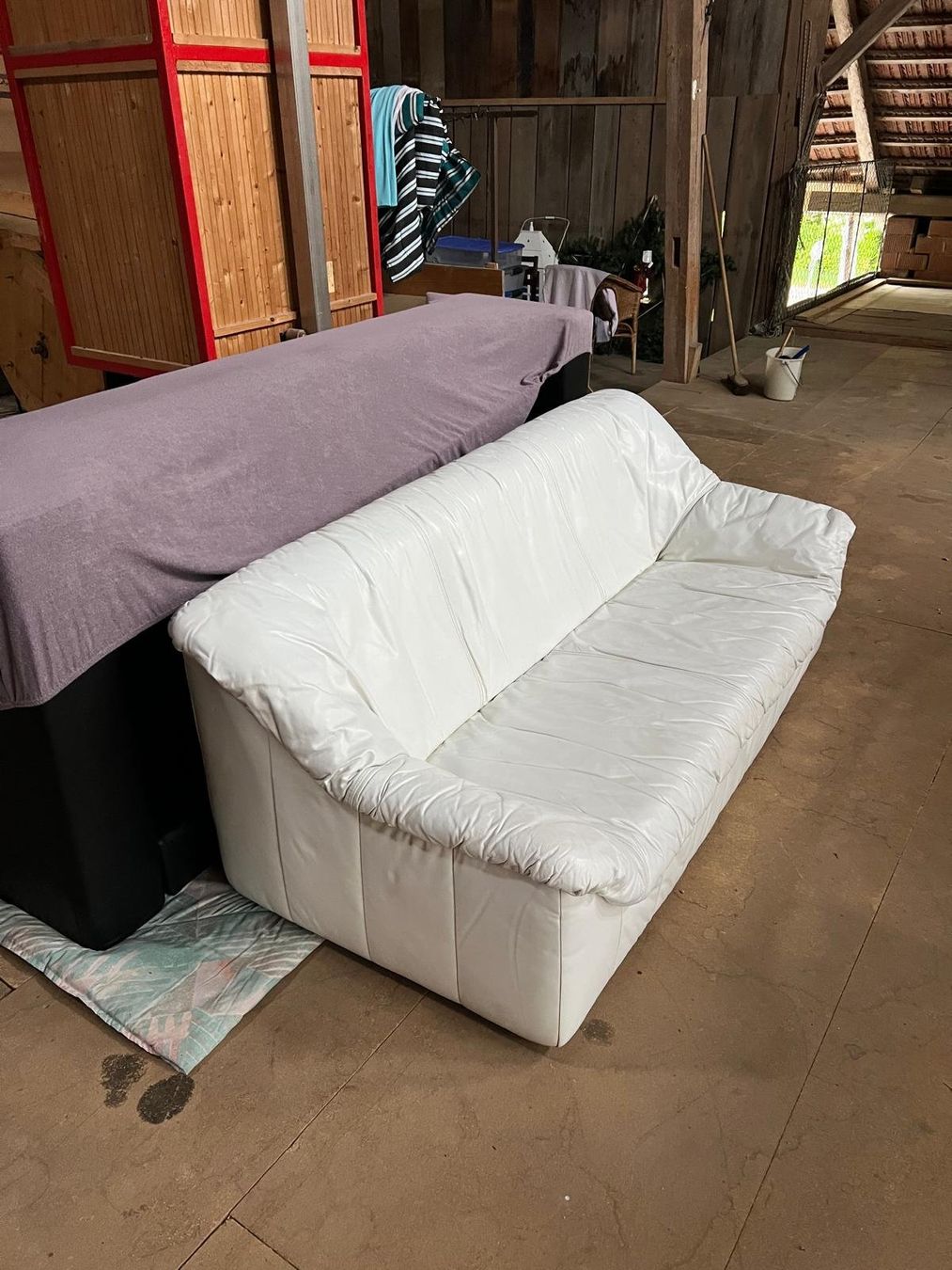 Sofas: Weisses Ledersofa – Gebraucht aus Glashütten von bru_n7hf 2