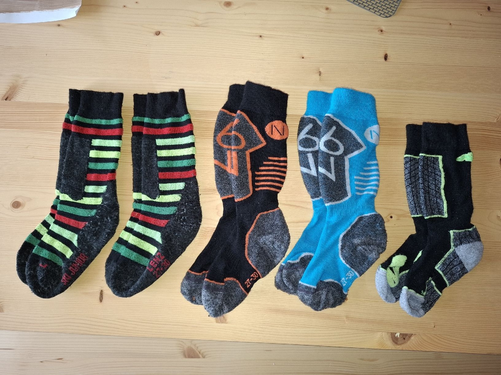 Calze per bambini: Kinder Skisocken/Wandersocken gr.27/30 – Usato da Oberurnen venduto da rotty80