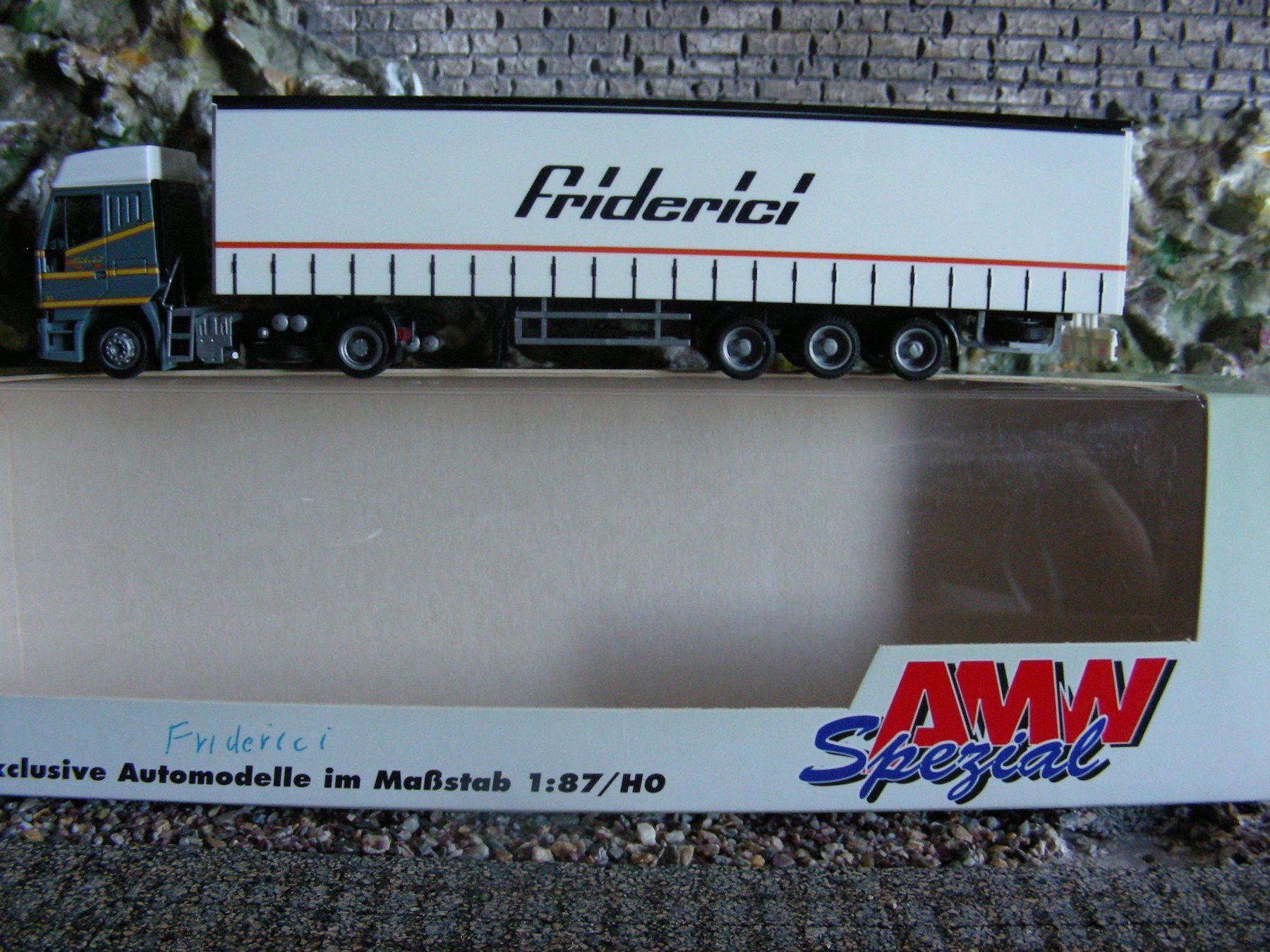 Märklin Trains électriques: Wagons Hupac Märklin 4796 – D'occasion à Villars-Burquin par Rodjeurs 2