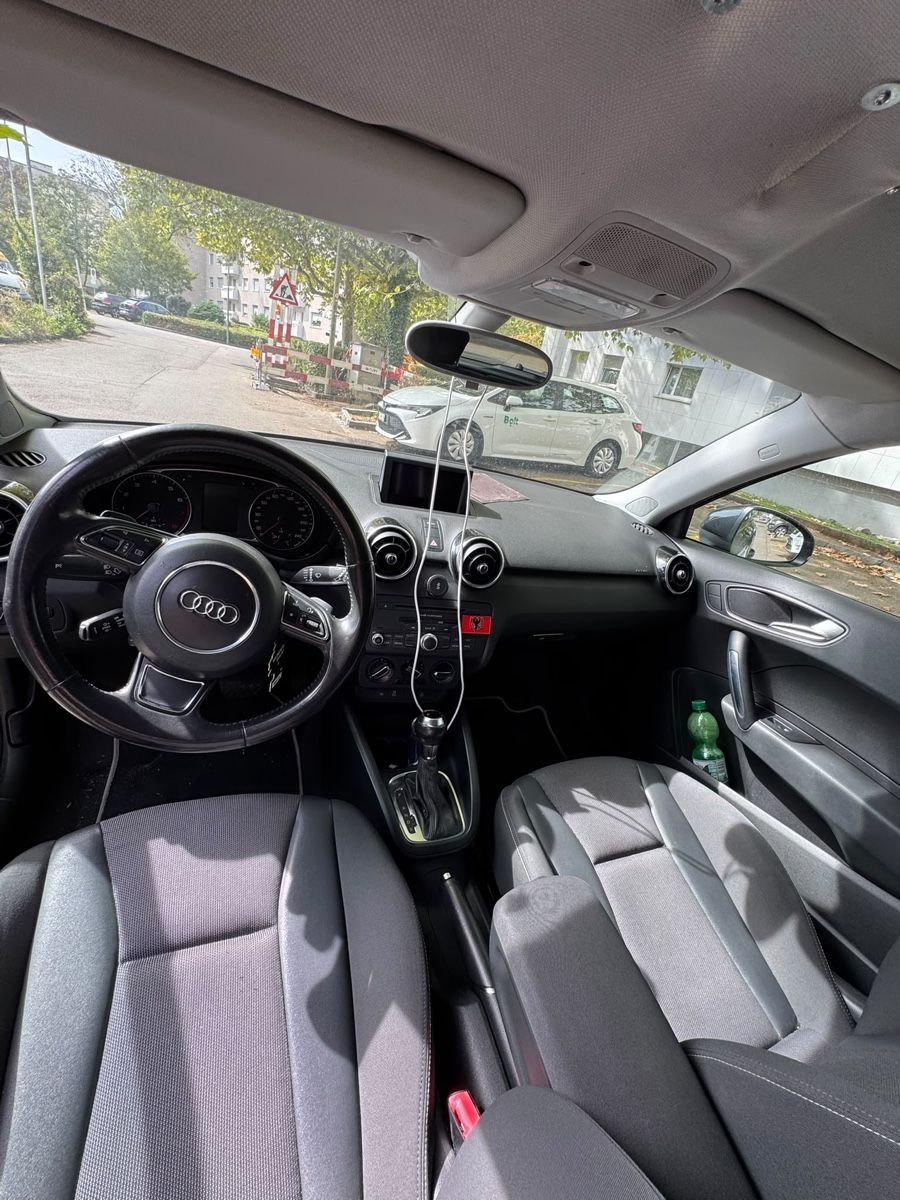Audi Autos: Audi a1 – Gebraucht aus Burg AG von Rl-2390 4