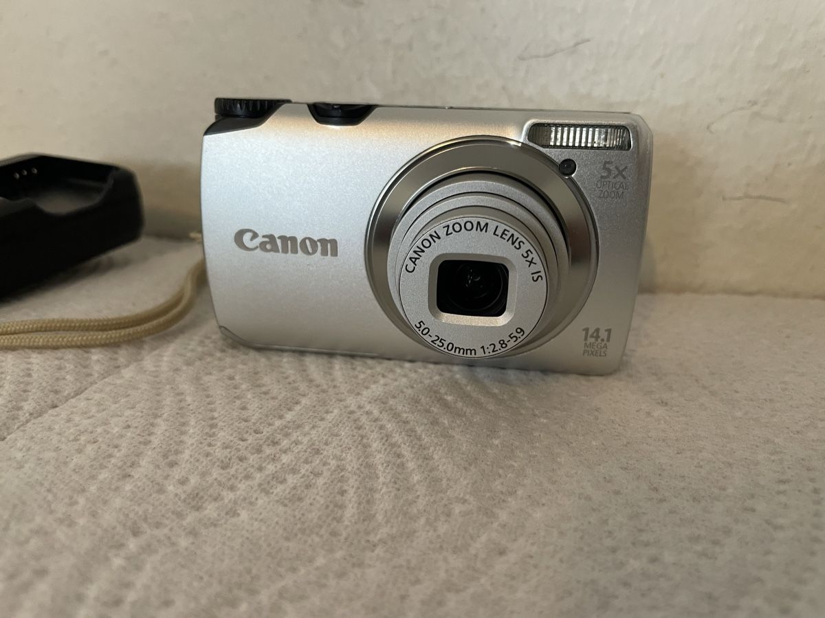 Canon Fotocamera: Canon PowerShot A 3200 IS Digital Kamera – Usato da Zürich venduto da semi16 2