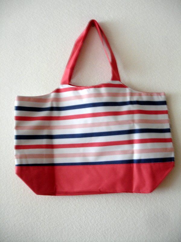 Kühlschränke & Kühlen: 2er Set: elegante Kühltasche - Box & Freizeit-Tasche – Gebraucht aus Regensdorf von anna059 5