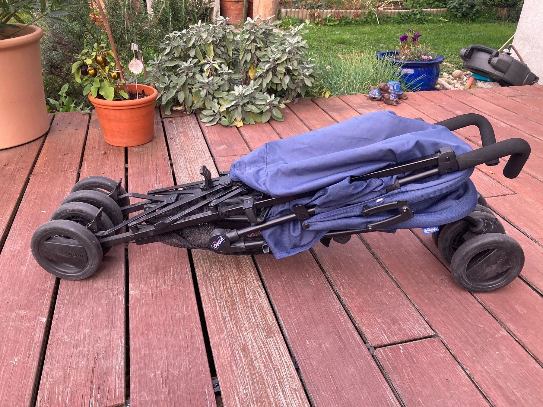 Carrozzine: Buggy Chicco London dunkelblau – Usato da Bern venduto da Razfaz76 5