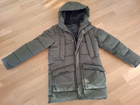 Warme Winterjacke Explore Off Track, Grösse 158, Neuwertig!