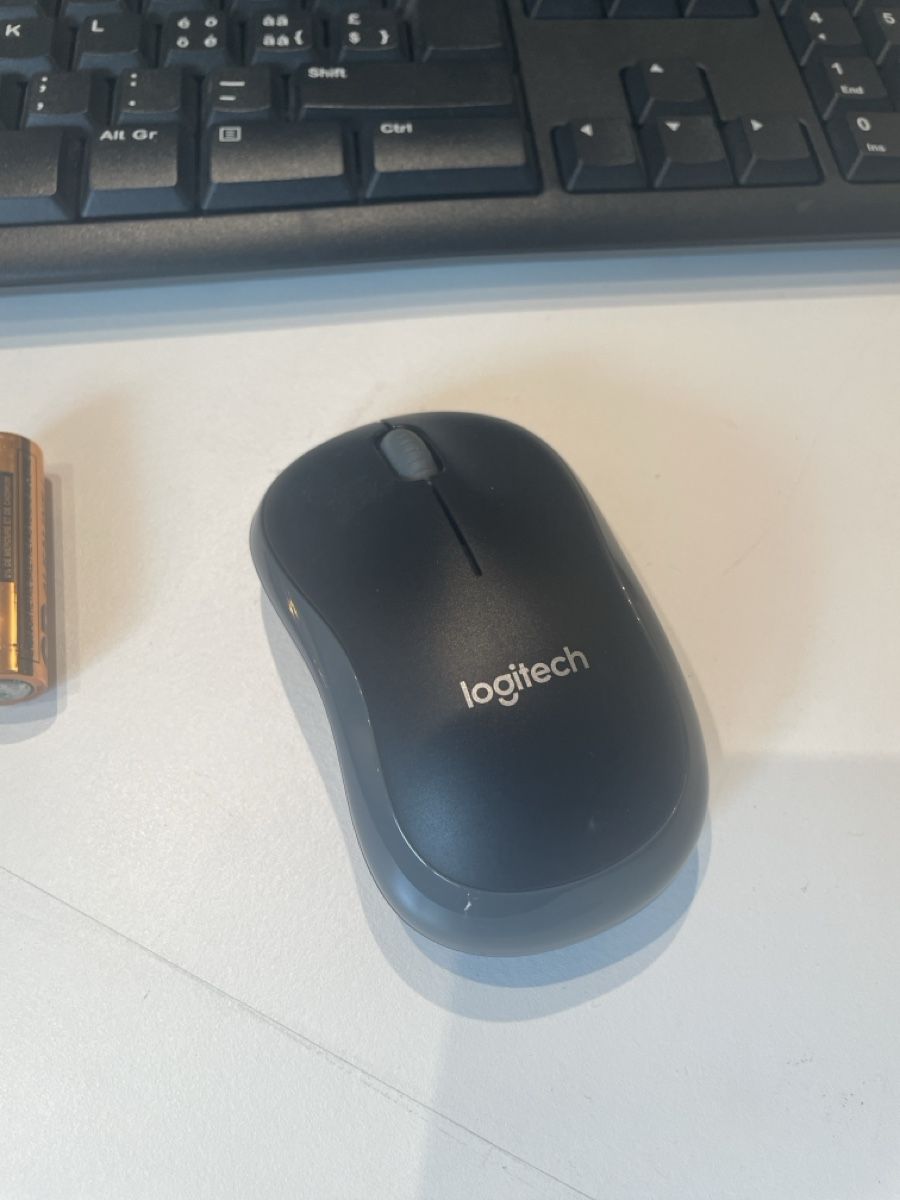 Logitech Claviers: Logitech Keyboard & Mouse – Neuf (Voir description) à Zürich par ricflix 1