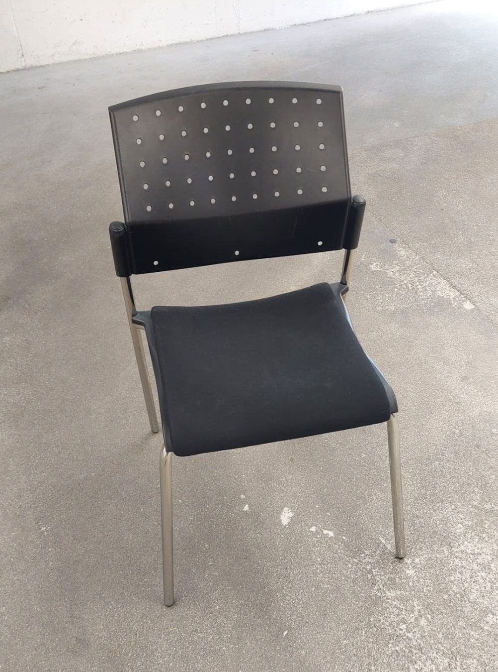 Sedie: Stuhl, Sitzungszimmer 22Stk top – Usato da Kallnach venduto da Maschinenbauer 1