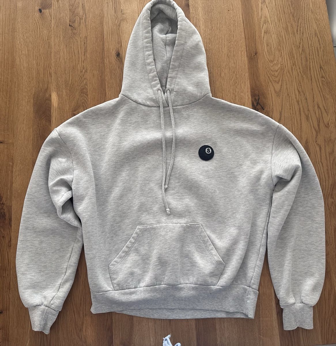 Pulls & Sweat-shirts: Subdued Pullover mit Kapuze  – D'occasion à Hünenberg See par Aleamara
