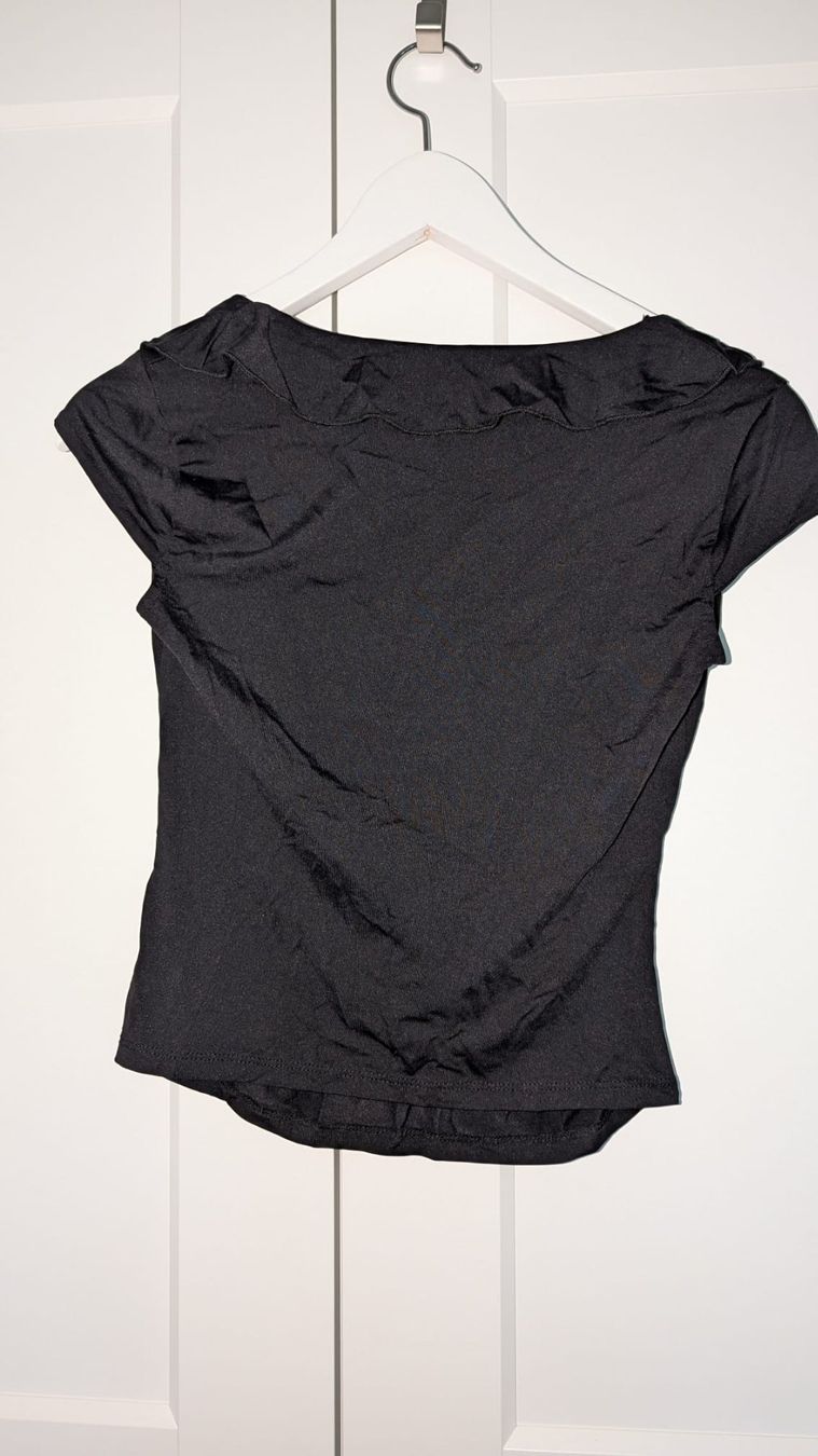 Stradivarius T-shirt: Shirt STRADIVARIUS schwarz, Grösse S – Nuovo (secondo la descrizione) da Heerbrugg venduto da sad_h2xv 1