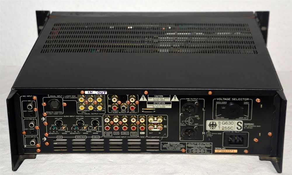 LaserDisc Player Pioneer CLDV300 Prof. Kaufen auf Ricardo