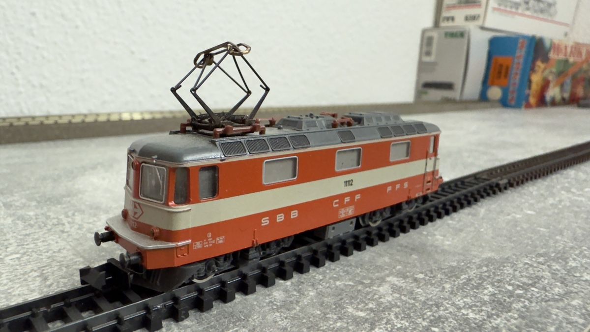 Trix Modellini di ferrovie: Minitrix Re 4/4 Swiss Express Spur N – Usato da Schlieren venduto da rat_lq6b