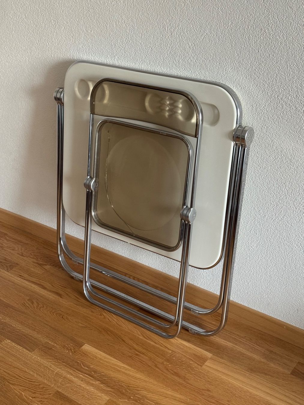 Set di tavolo e panche: Platone + Plia Giancarlo Piretti – Usato da Vevey venduto da Antonaudry 1