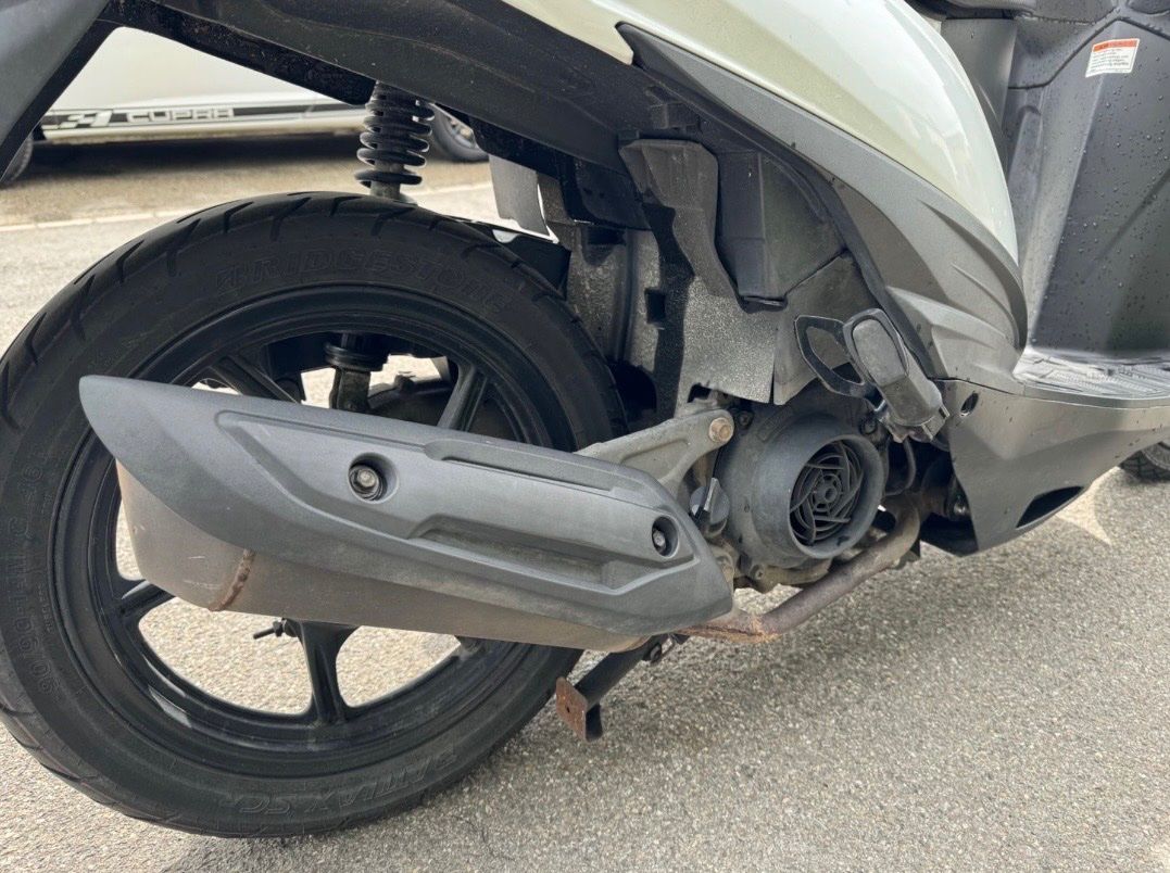 Suzuki Scooters: Suzuki UK 110 Address – Defekt aus Bern von nodah 4