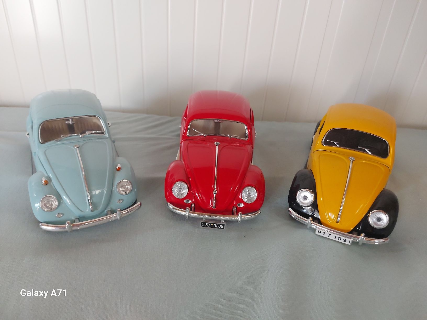 Volkswagen Modellautos: 3 VW Käfer 1:18 – Gebraucht aus Rumisberg von AaronRodgers81
