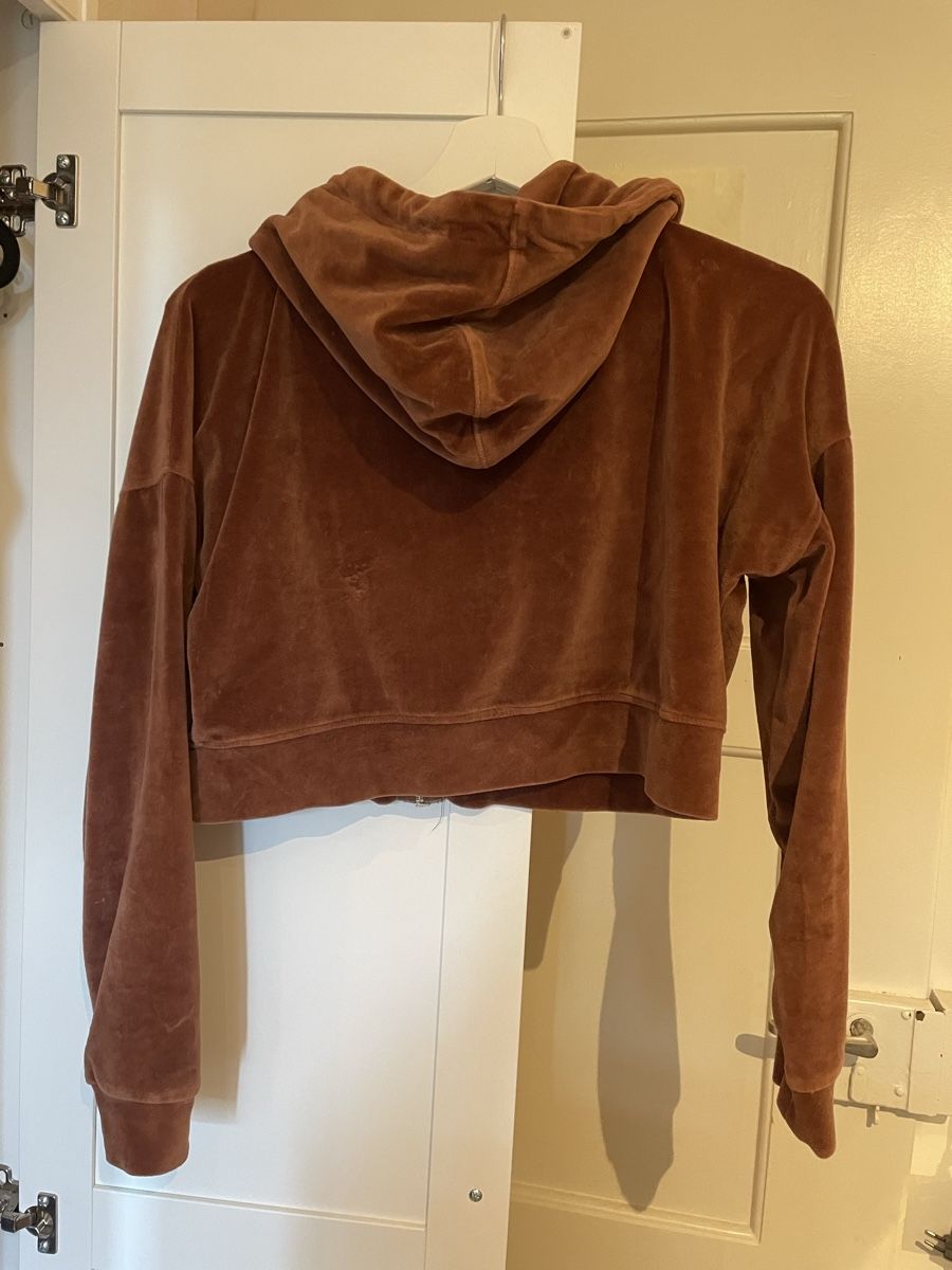 Maglioni & Felpe: Crop Samt Hoodie – Usato da Thun venduto da moi_ra 1