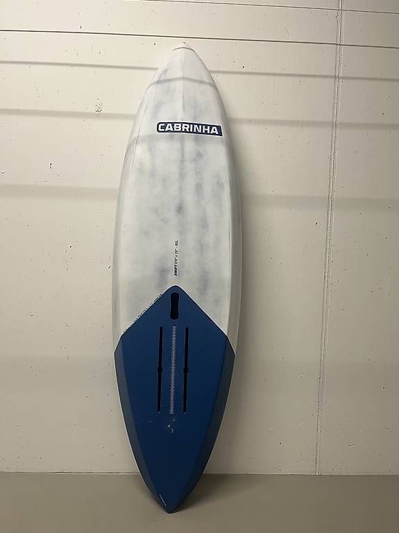 Planches de surf: Foil board mid length Cabrinha Swift – D'occasion à Biel/Bienne par manGGouste 1