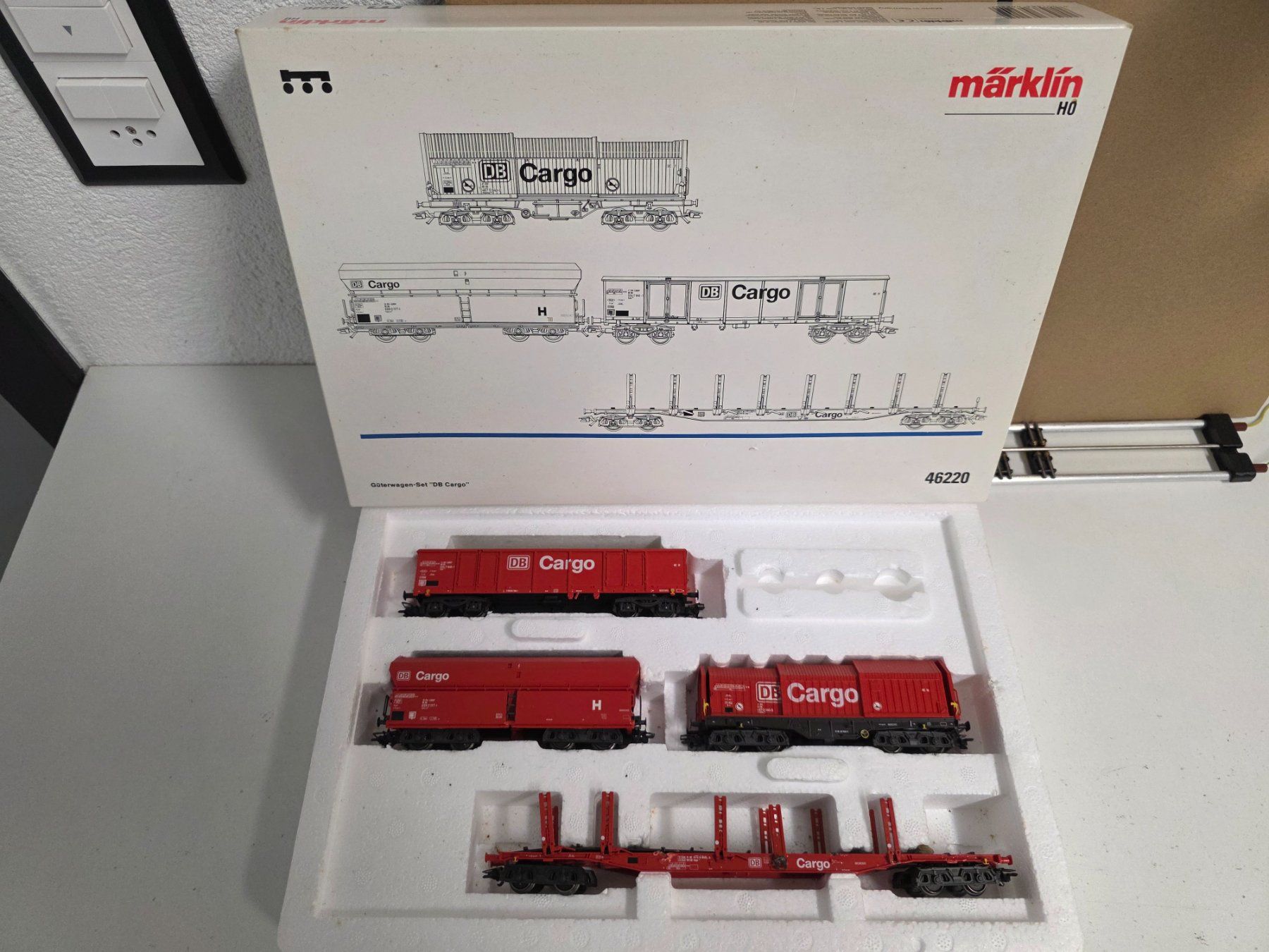 Märklin Modellini di ferrovie: Märklin 46220 set wagons CARGO DB dès 1.-fr – Usato da bassecourt venduto da Paolo101