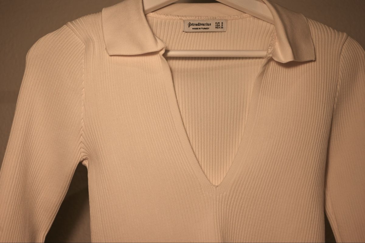 Stradivarius Camicette: Stradivarius cream knit top, size S. – Nuovo (secondo la descrizione) da Zürich venduto da cla_7w78