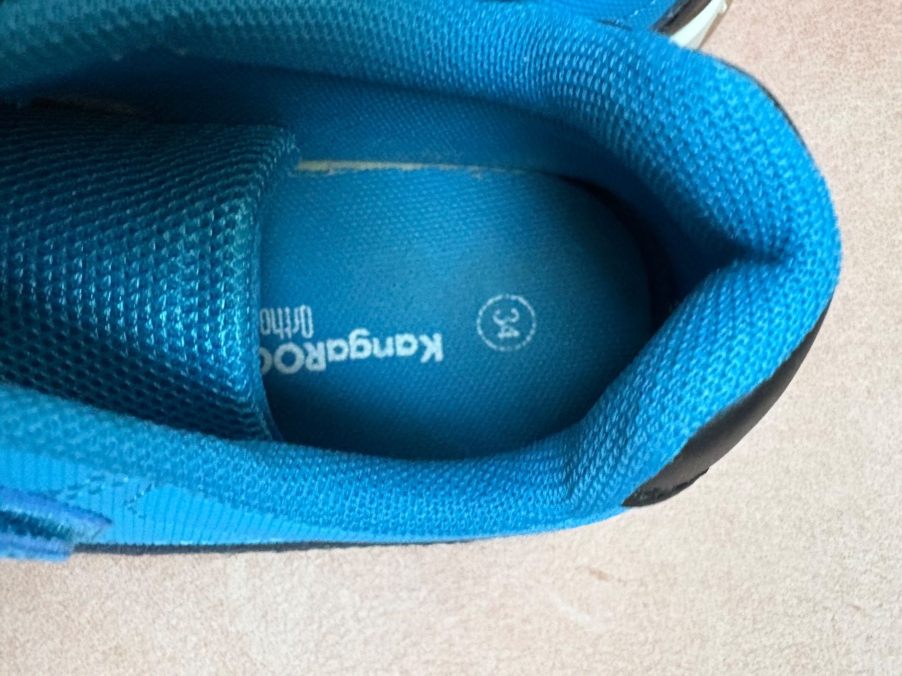 Scarpe per ragazzi: KangaROOS Hallenschuhe blau – Usato da Zürich venduto da Fabienne059 2