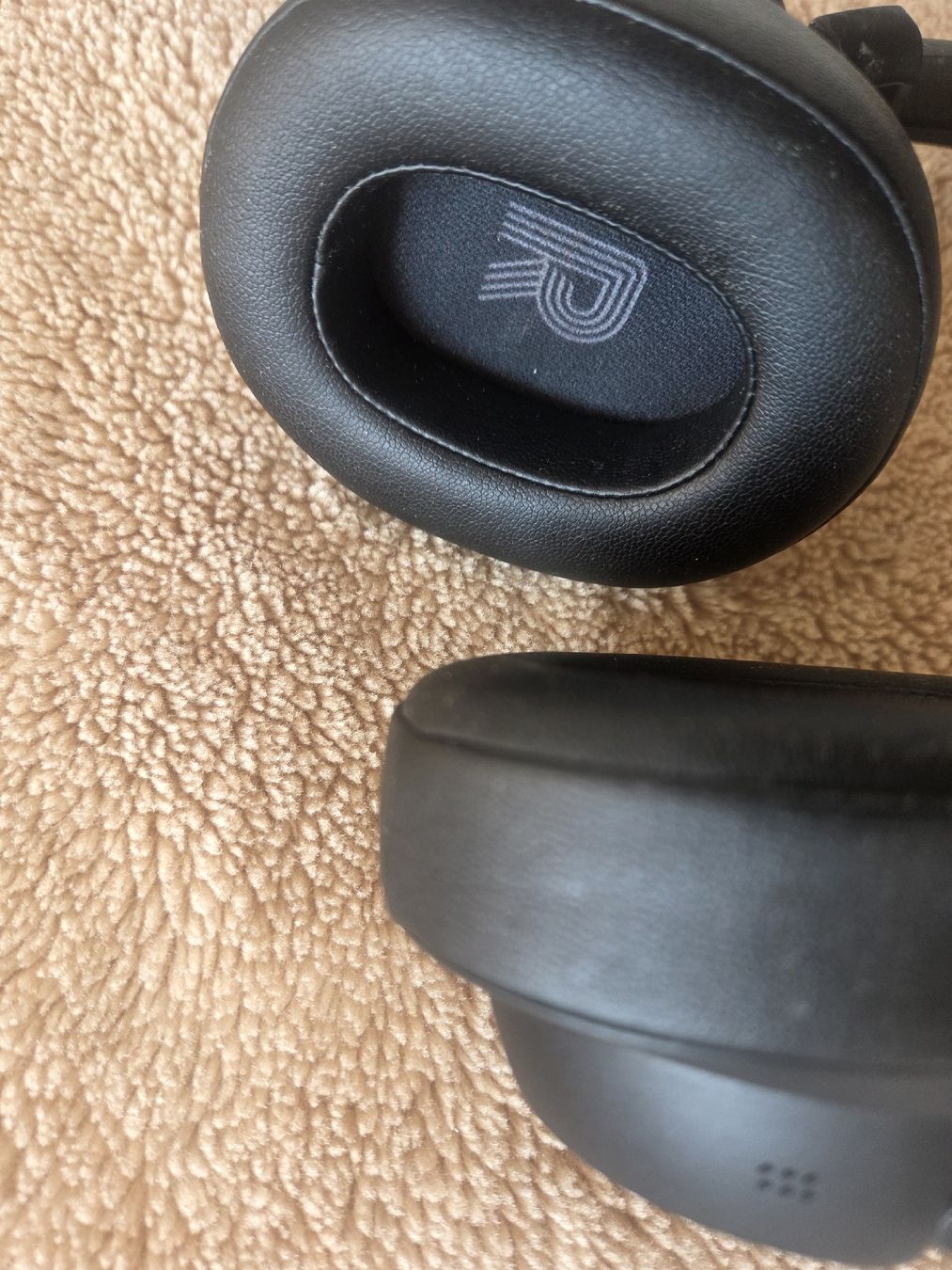 JBL Casques audio: Kopfhörer JBL Tune 710BT schwarz  – D'occasion à Flawil par Hamdia12 6