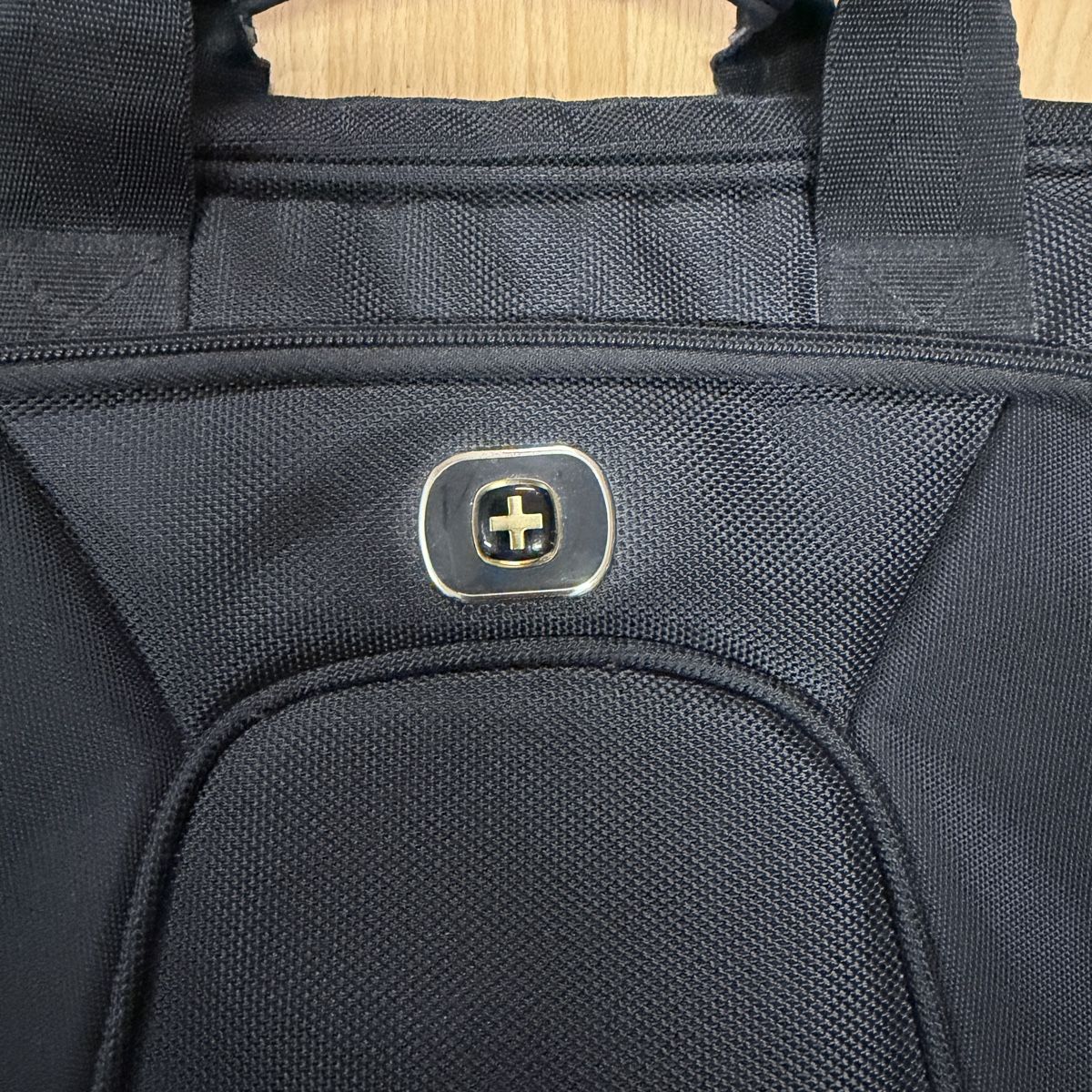 Wenger Taschen: Wenger Laptoptasche schwarz gebraucht – Gebraucht aus Thun von BanjoDan 1