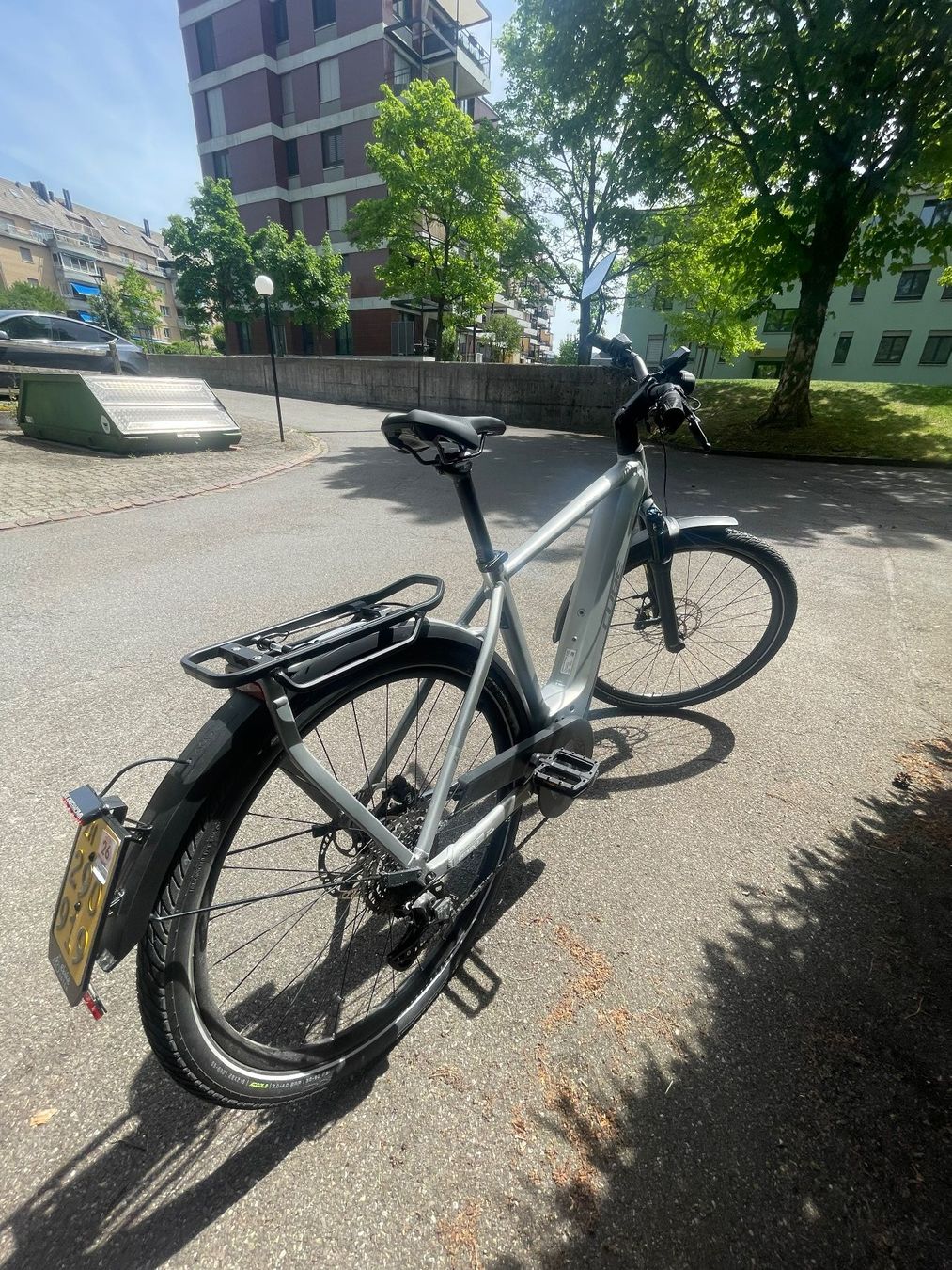 Cube Biciclette: CUBE Kathmandu - Top Sommer-Angebot – Nuovo (secondo la descrizione) da Wetzikon ZH venduto da Tennis91