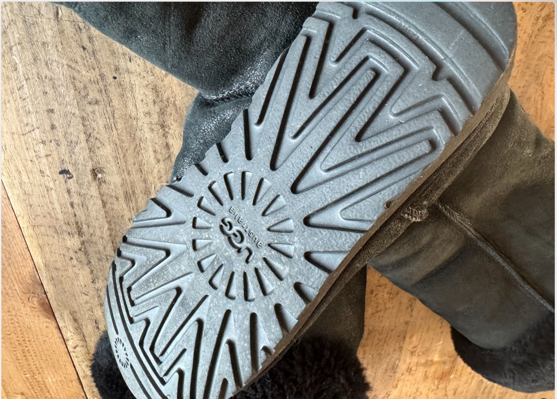 Damenschuhe: UGG Stiefel – Gebraucht aus Baden von gracielapiru 2