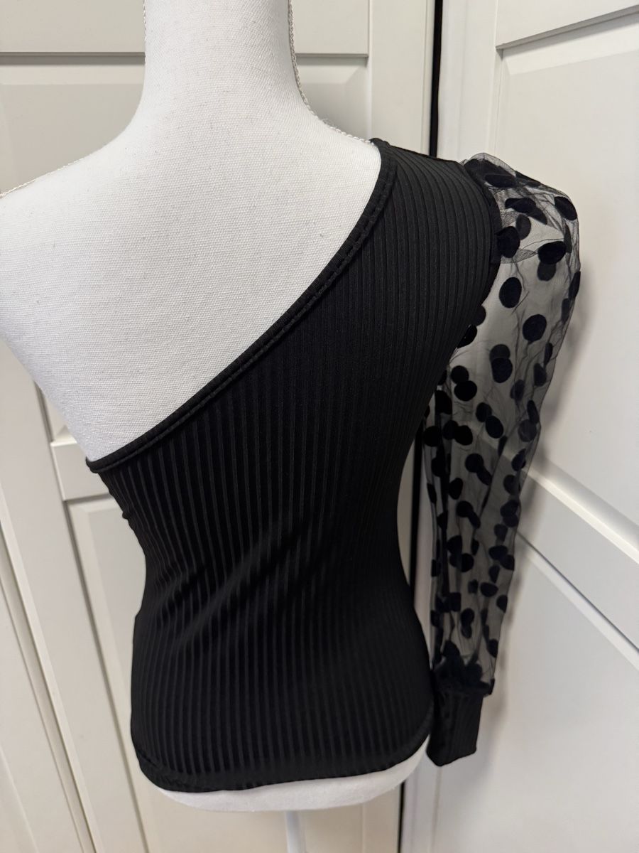 Maglioni & Felpe: Sweatshirt, Gr. S, schwarz mit Punkten – Nuovo e nell'imballaggio originale da Arlesheim venduto da Eli_77 1