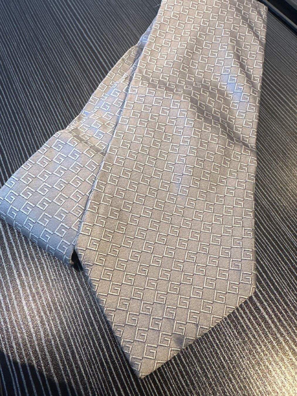 Cravatte: Gucci Krawatte - Nr. 860 – Usato da Hittnau venduto da LuxAndMore