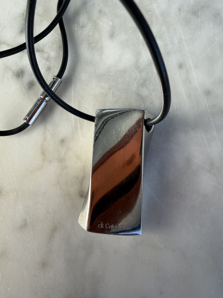 Calvin Klein Ciondoli: Pendentif de Calvin Klein – Usato da Cressier FR venduto da Kvito4ka 3