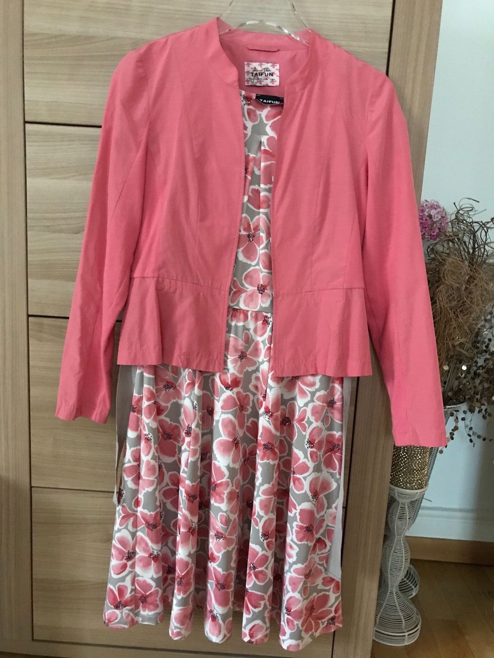 Taifun Kleider: TAIFUN KLEID MIT BLAZER GR 34-36 – Gebraucht aus Zürich von schneeflocke303