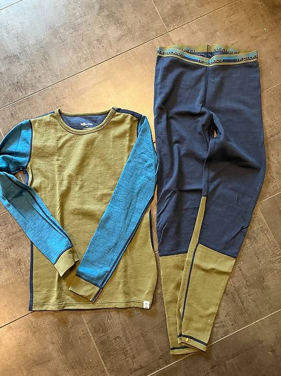 Unterwäsche: Skiunterwäsche Merino, Grösse 164 oder 172 – Gebraucht aus Romont BE von chrinou