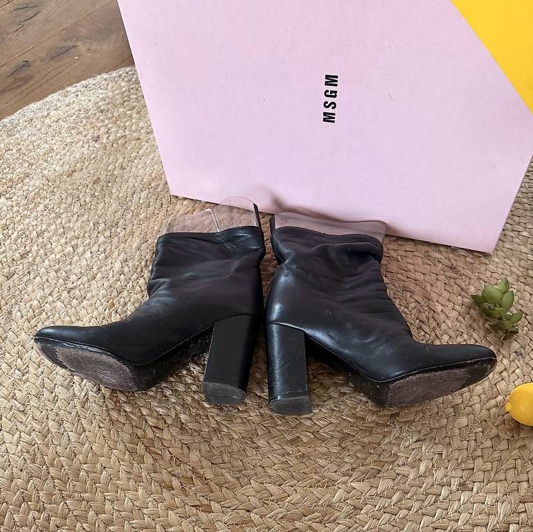 MSGM Scarpe da donna: Lederstiefel Gr. 36 MSGM – Usato da Bern venduto da Salome.grisales 4