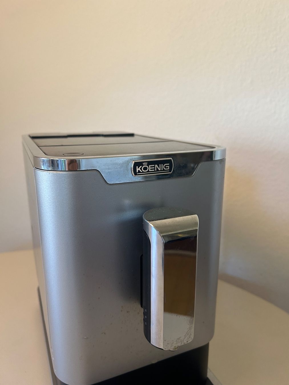 König Macchine per caffè & Macchine per espresso: Kaffee König Kaffeevollautomat NP 190.- – Usato da Rorschacherberg venduto da Svebe 2