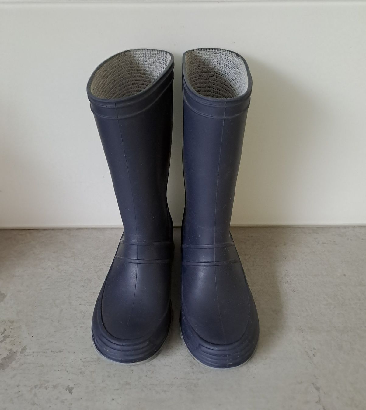 Schuhe für Jungen: Gummistiefel / Regenstiefel (Gr. 27) – Gebraucht aus Stein AR von foxtown2 1