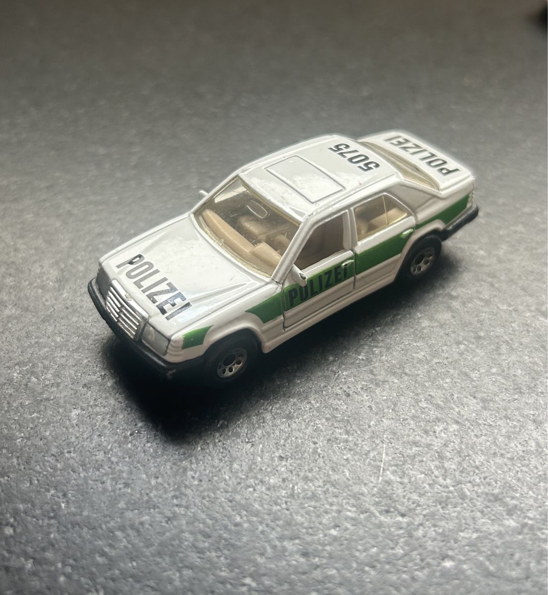Modellautos: 6 x Spielzeugautos EINSATZWAGEN  1:63 – Gebraucht aus Brislach von gre_t5pb 4