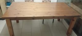 Holztisch