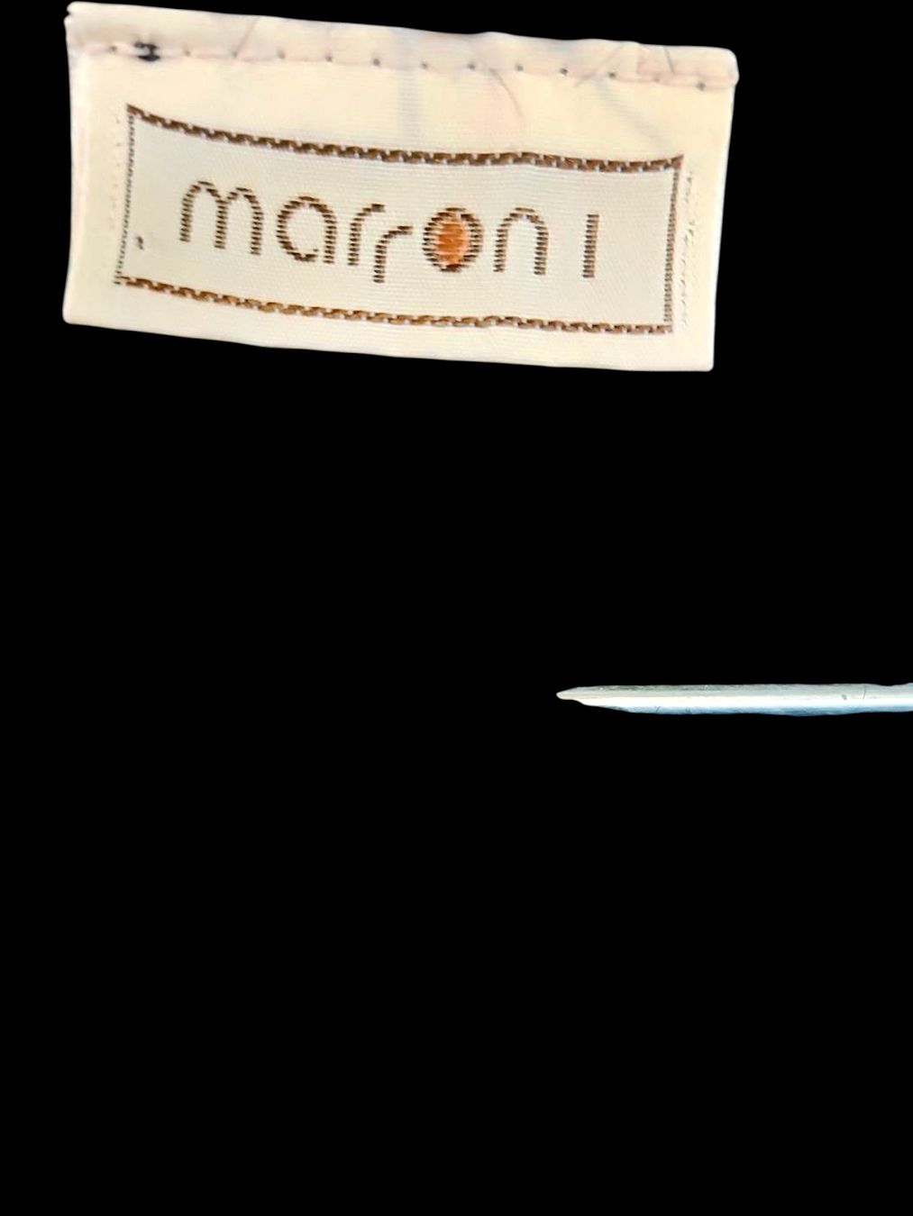 Maglioni & Felpe: Maroni Schwarz-Weißer Pullover mit geometrischem Muster – Usato da Zug venduto da vinokilo 4
