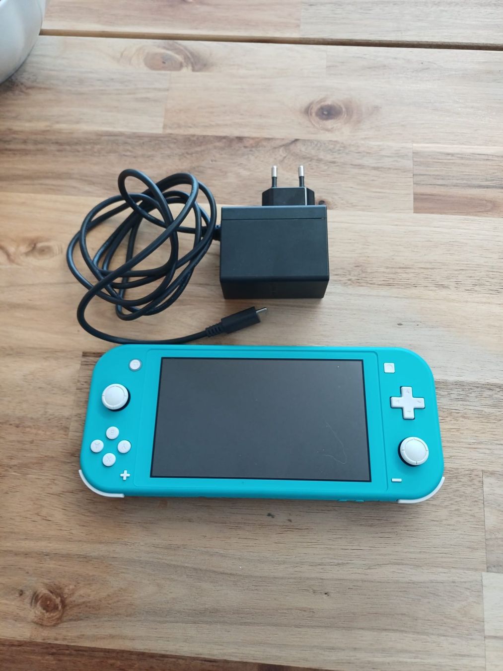 Nintendo Console: Switch Lite in Top Zustand ab Fr. 1.-- – Usato da Allschwil venduto da Schwelheimer 2