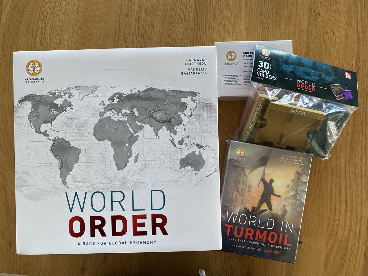 Spiele: WORLD ORDER, Gamefound Delux Edition. – Neu und originalverpackt aus Volketswil von zen_m756