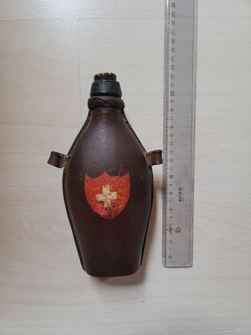 Schweizer Armee Attrezzatura & Pezzi di ricambio: ANTIKE SCHWEIZER ARMEE FELDFLASCHE LEDER – Usato da Muhen venduto da Litaf7 3