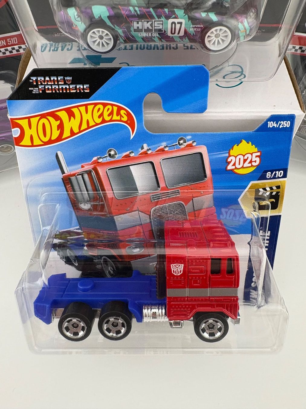 Hot Wheels Modellini d'auto: Hot Wheels Optimus Prime Transformers - 2025 - 104/250 – Nuovo e nell'imballaggio originale da Flawil venduto da HeisseReifen 1