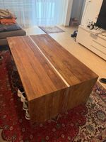 Couchtisch aus massivem Holz braun guter Zustand