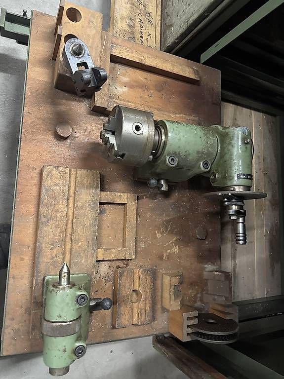 Aciera Tutte le macchine: Fräsmaschine Aciera F4 – Usato da Unterkulm venduto da Wannehof96 3