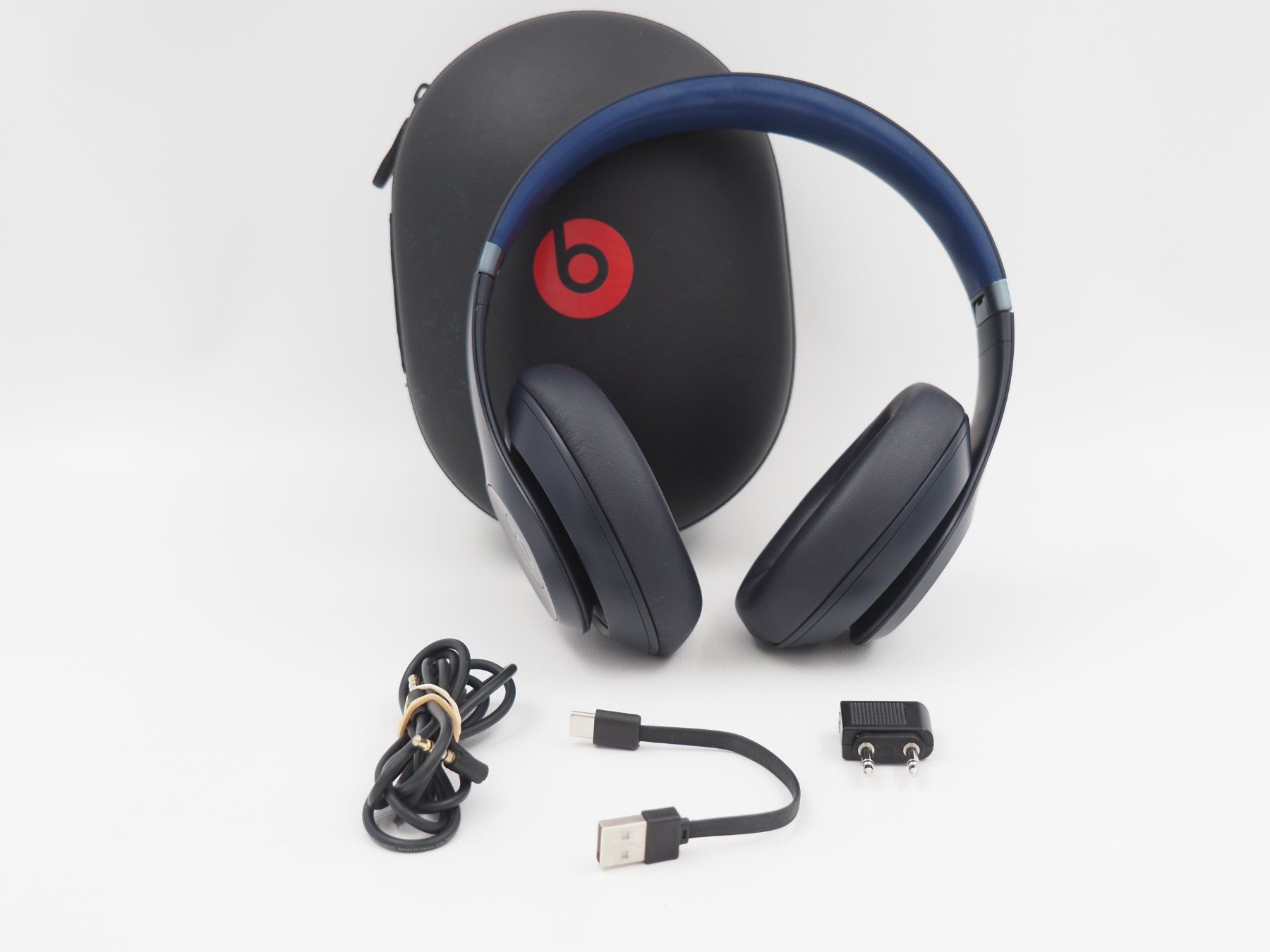 Beats Kopfhörer: BEATS Studio Pro Bluetooth Kopfhörer (26092277DZ) – Gebraucht aus Zürich von fundsachenverkauf