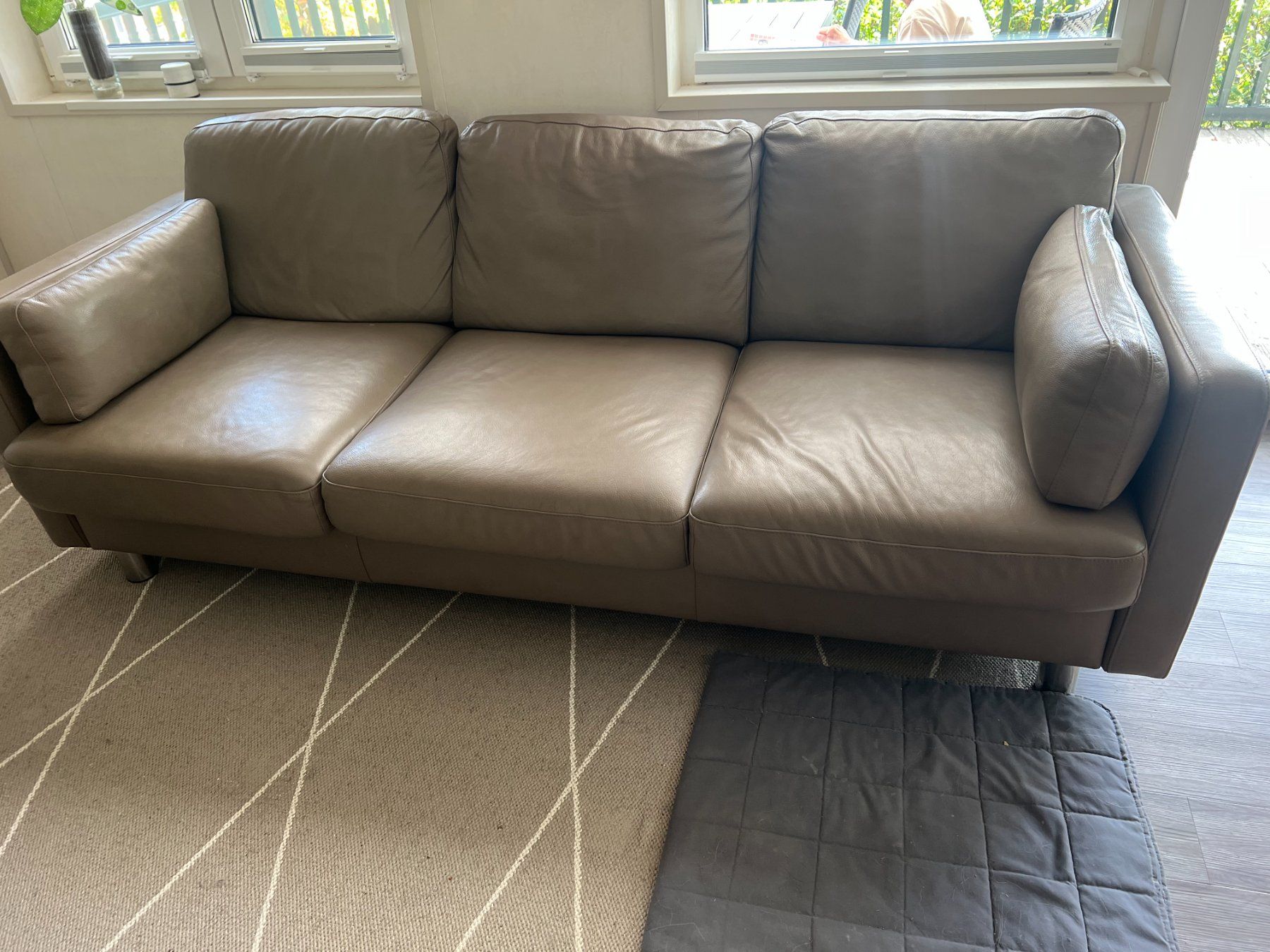 Stressless Sofas: Stressless Ledersofa und Relaxsessel – Gebraucht aus Kleinlützel von Cecconpe