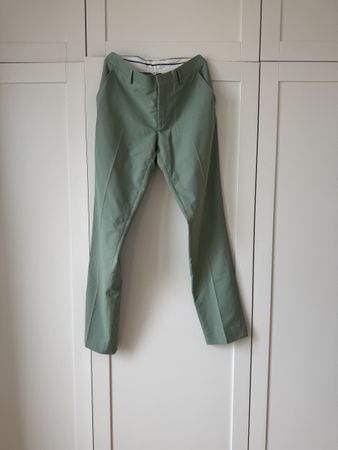 Grüne Chino Hose