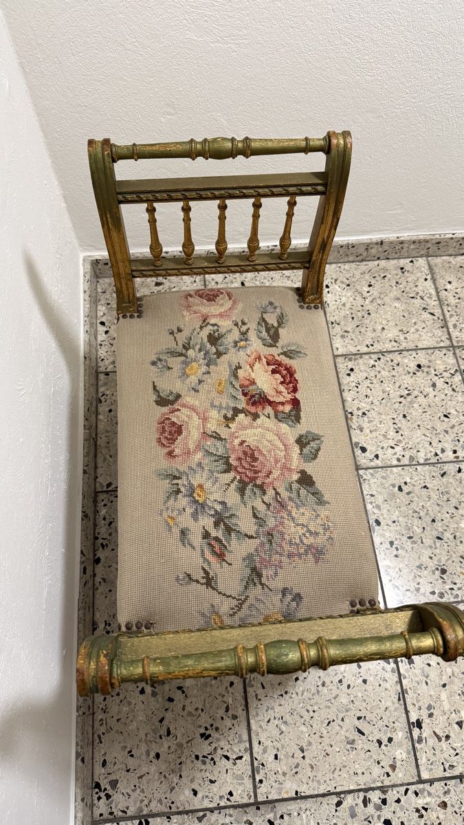 Sgabelli: Sitzbank mit Blumenmuster, Vintage Stilmöbel – Usato da Wald ZH venduto da Walder8636 1