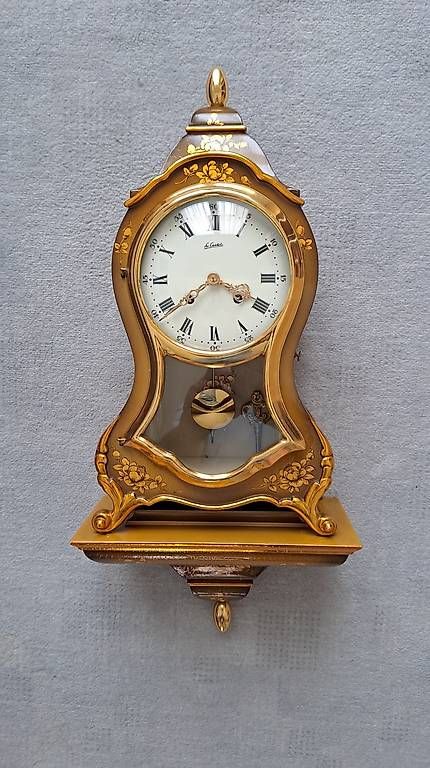 Orologi: Wanduhr Neuenburg Le Castel – Usato da Wolfhausen venduto da Bruno1504