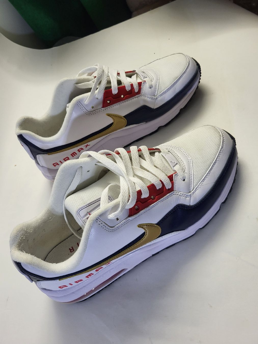 Nike Herrenschuhe: Nike Air Max Grösse 44.5 – Gebraucht aus Goldach von Fuchour 8